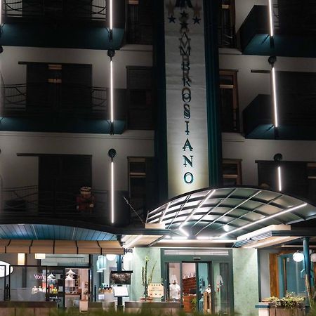 Hotel Ambrosiano Montecatini Terme Exterior foto